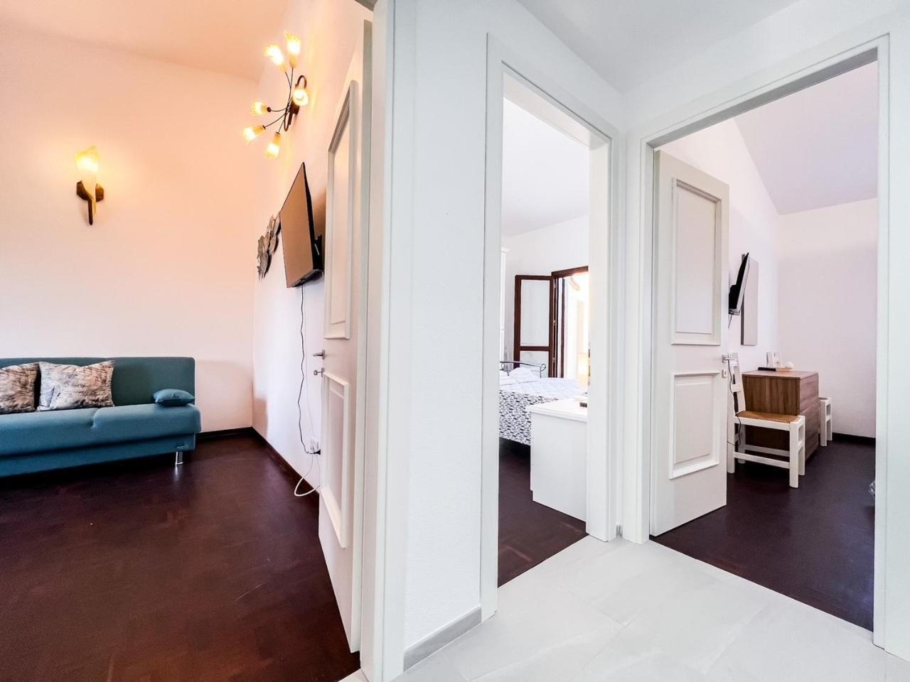 Apartment Levante House